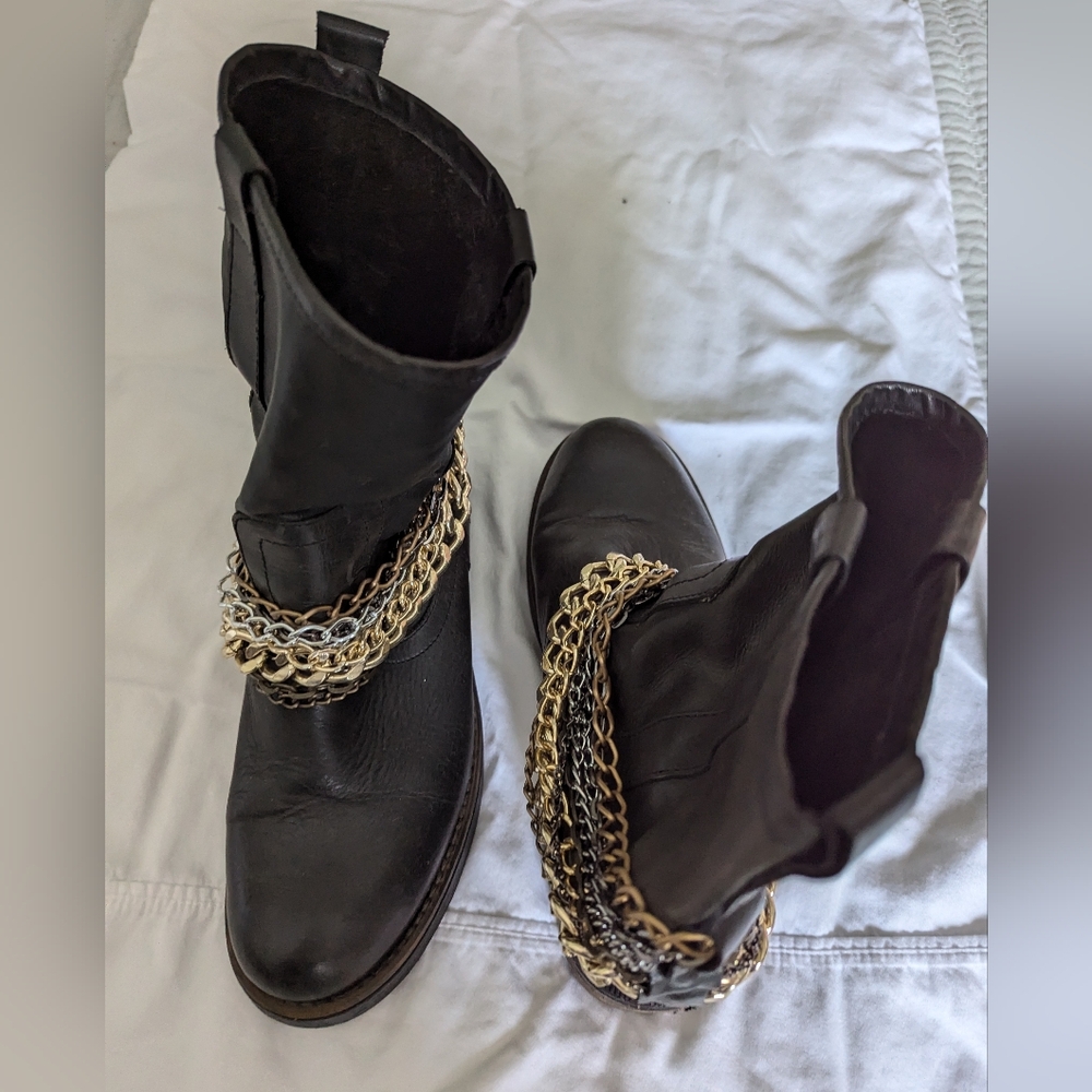 Steve Madden moto boots black size 8.5